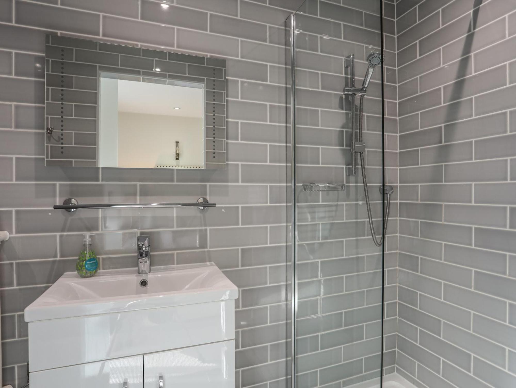 Harlech Apartments - Matholwch ภายนอก รูปภาพ